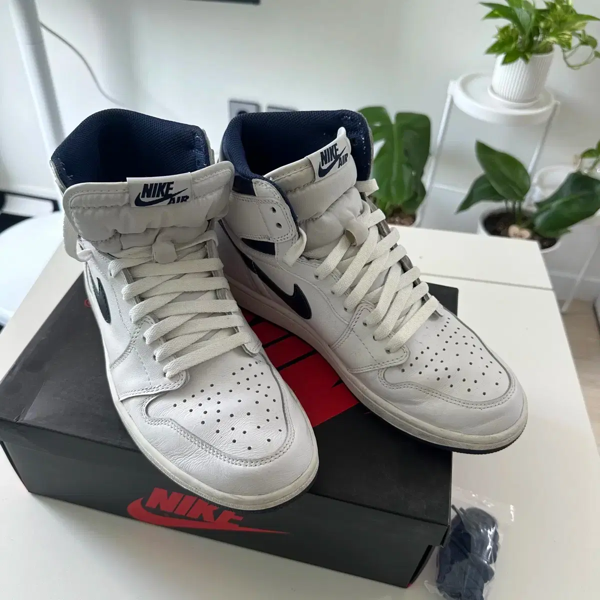 [275] Jordan 1 High Metallic Navy 2016