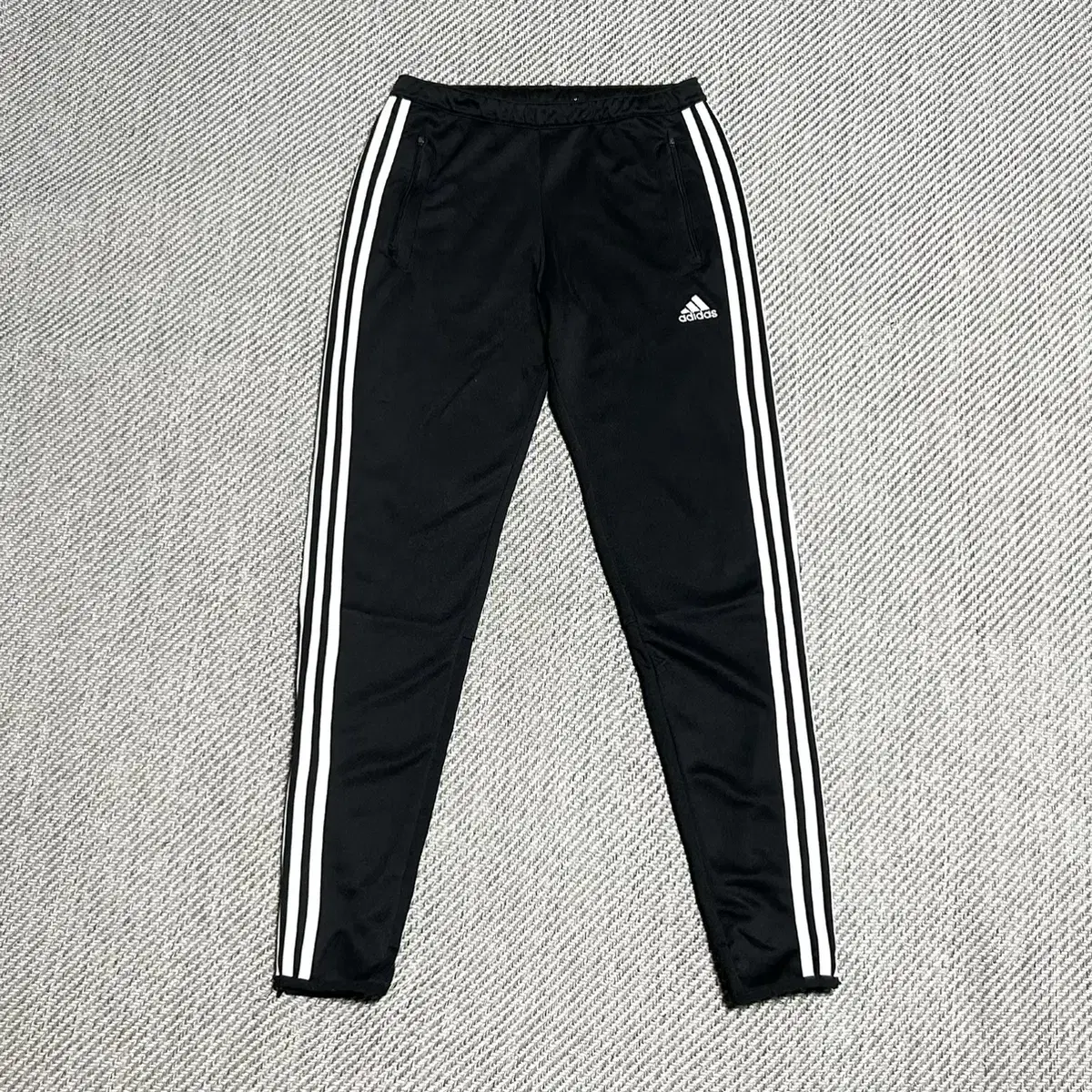 [ M ] adidas 아디다스 검/흰 트랙 트레이닝 팬츠