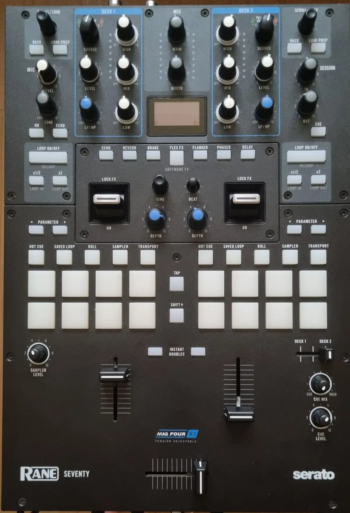 RANE SEVENTY 믹서 판매 합니다.