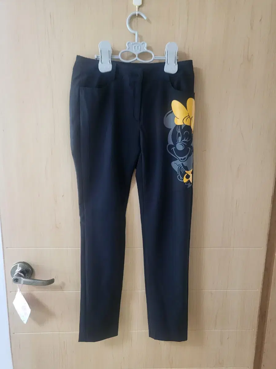 (User's impression) Disney Golf Pants 27