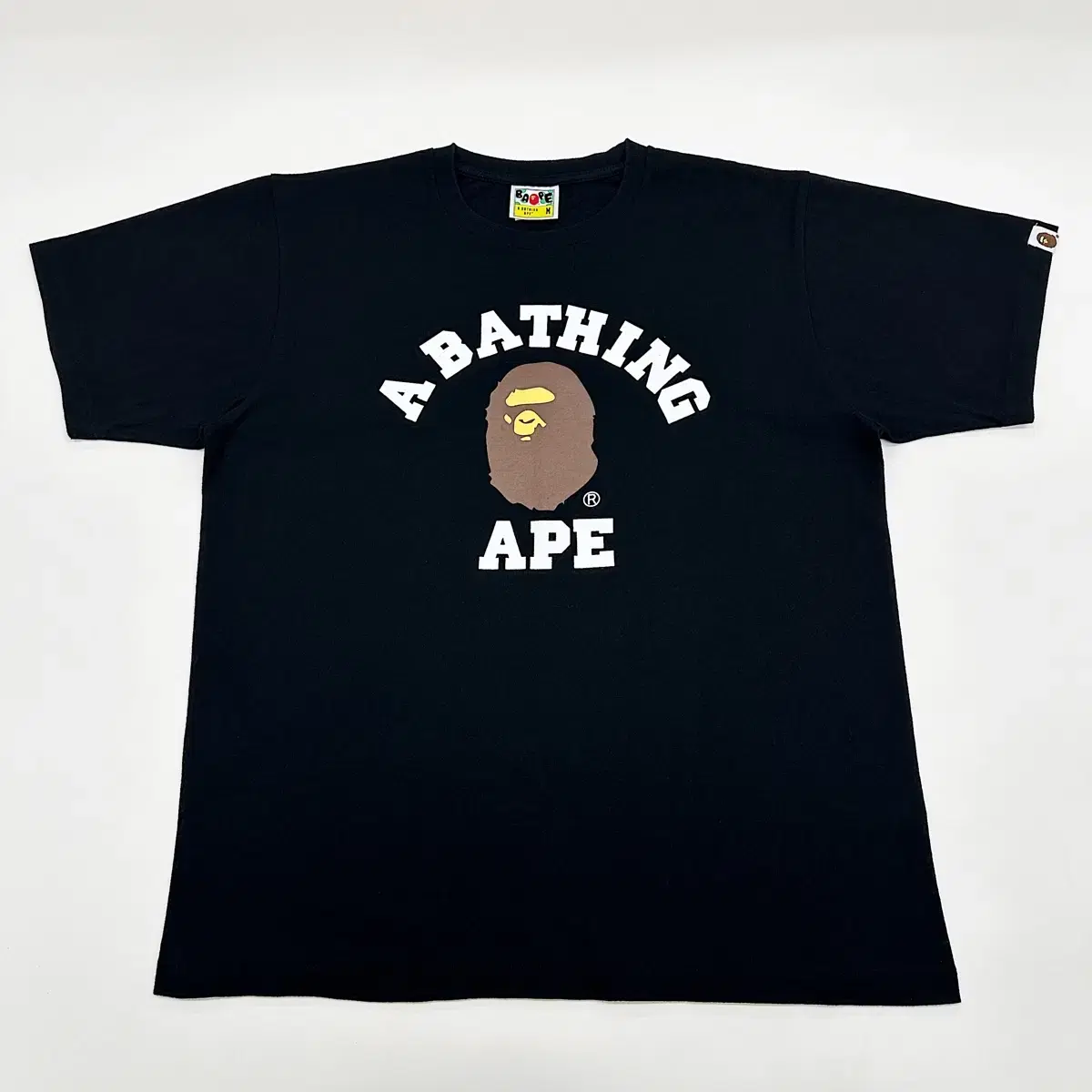 레어)) BAPE 컬리지 반팔 블랙 M 베이프반팔 저렴하게