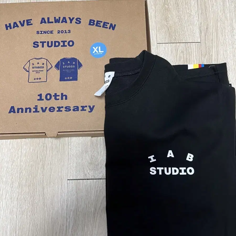 아이앱 10주년 블랙(검정) xl 팝니다