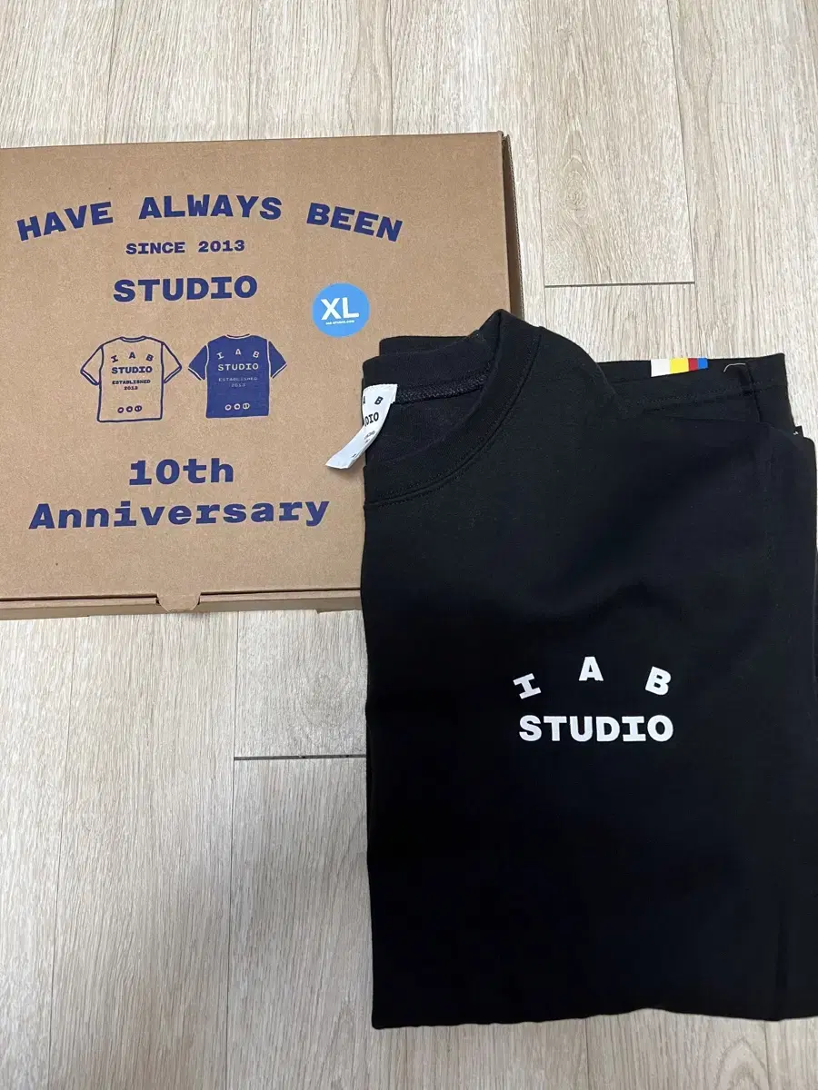 iApps 10th Anniversary Black (Black) XL sells