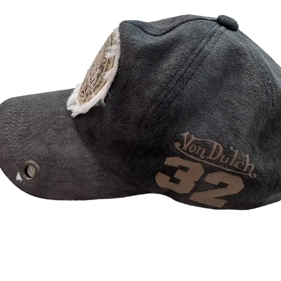 VON DUTCH FUR POINT CAP