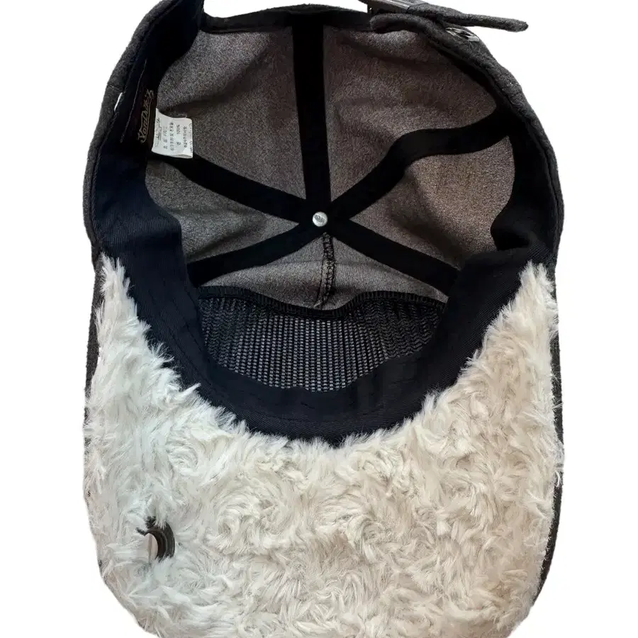 VON DUTCH FUR POINT CAP