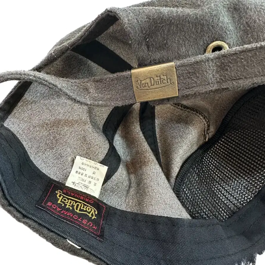 VON DUTCH FUR POINT CAP