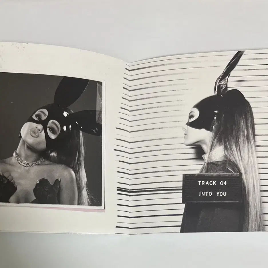 아리아나 그란데 Dangerous Woman 스탠다드 앨범 시디 CD