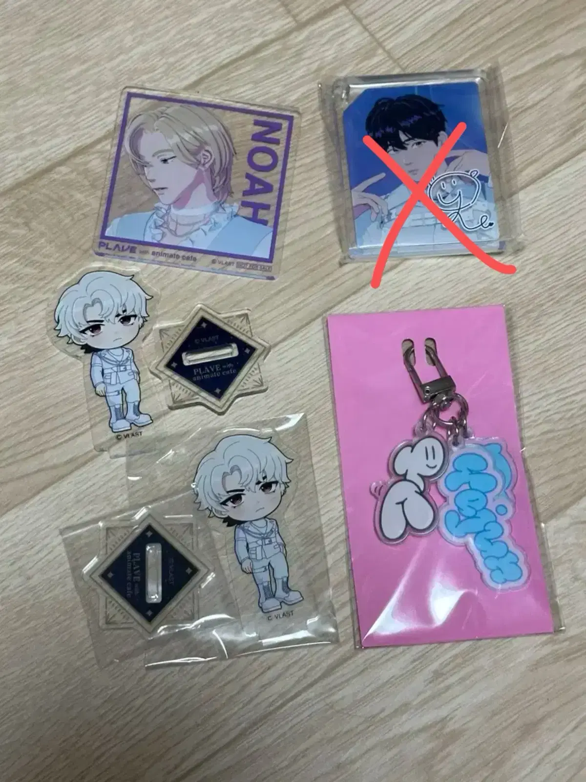 Plave Animated acrylic stand Coaster/More Modern yejun Samwha keyring WTS