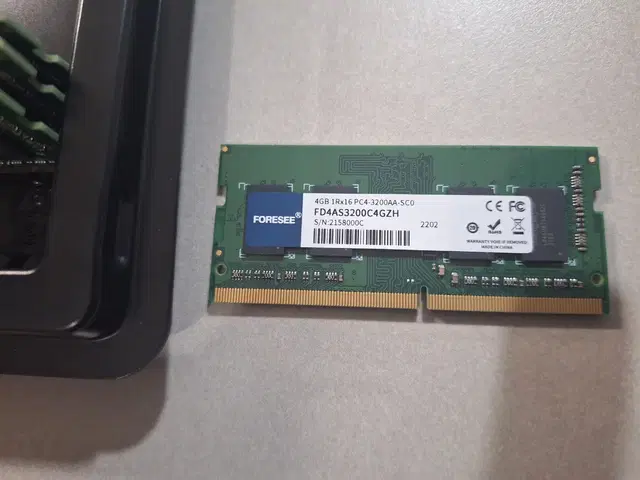 노트북용 DDR4 4GB 소딤 새상품 팝니다