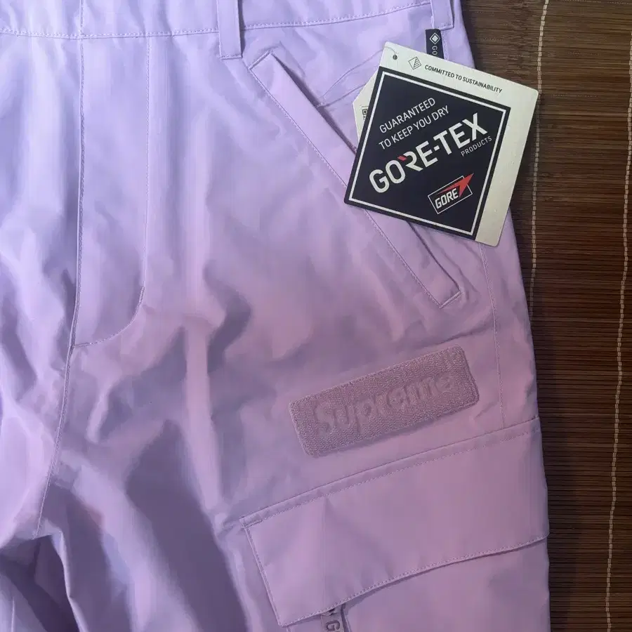 Supreme Gore-Tex Cargo Pants Mauve - 23F