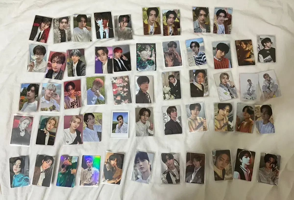 Enhypen photocard 53 + unofficial goods, binders, photocard holders, etc. bulk wts.