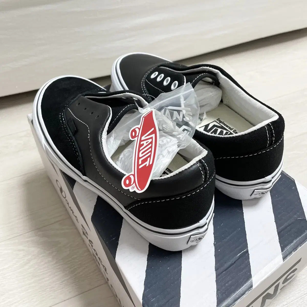 새상품) Vans 반스 볼트 X 엔지니어드 가먼츠 에라 고어 LX 블랙