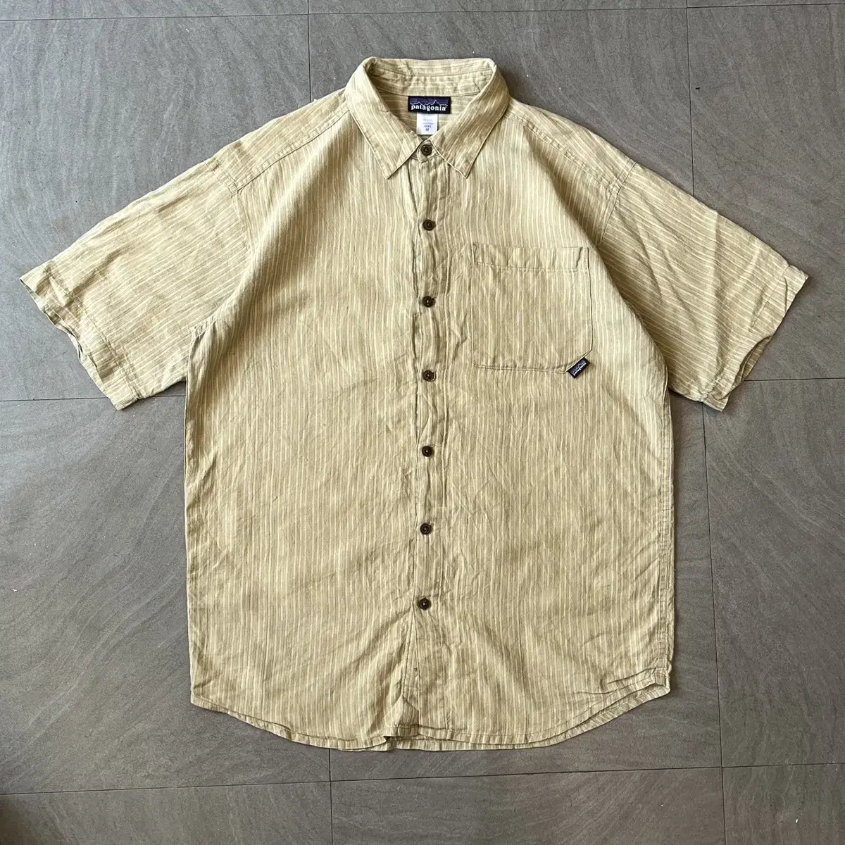 Patagonia Genuine Beige Linen Short Sleeve Shirt