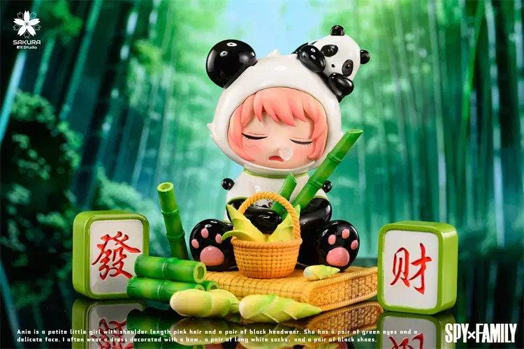 SAKURA Panda Anya Poseur SPY FAMILY Resin Statues