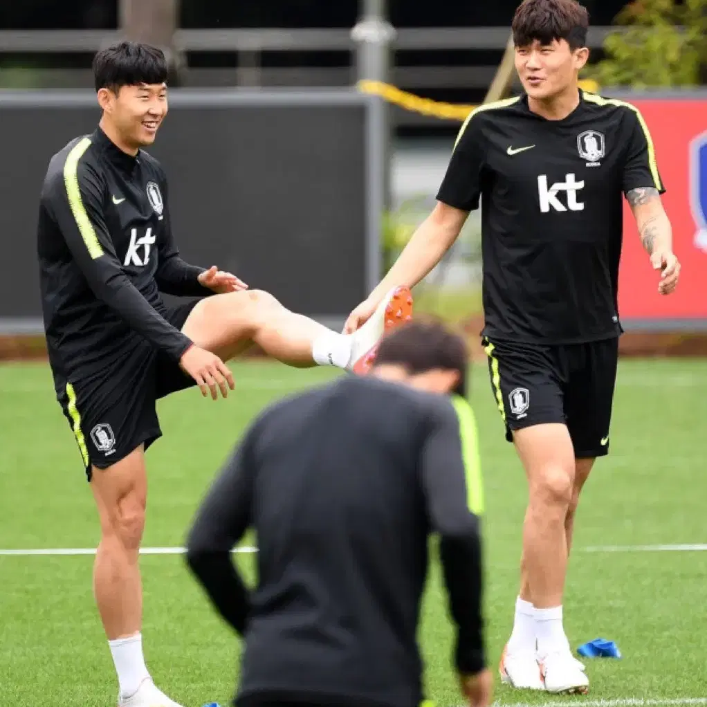 18-20 대한민국 국가대표 선수지급용 국대 드릴탑 L사이즈