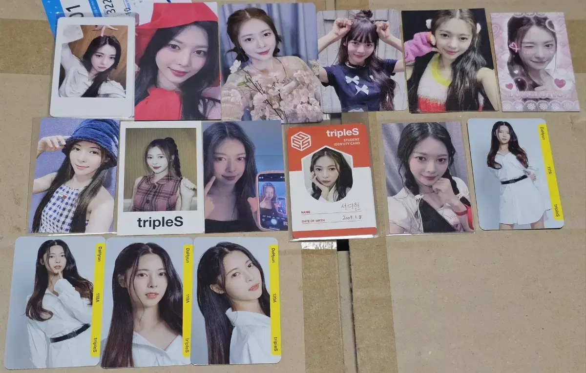 Triples dahyun photocards unreleased photocard pre-order benefitsPhotocards sells