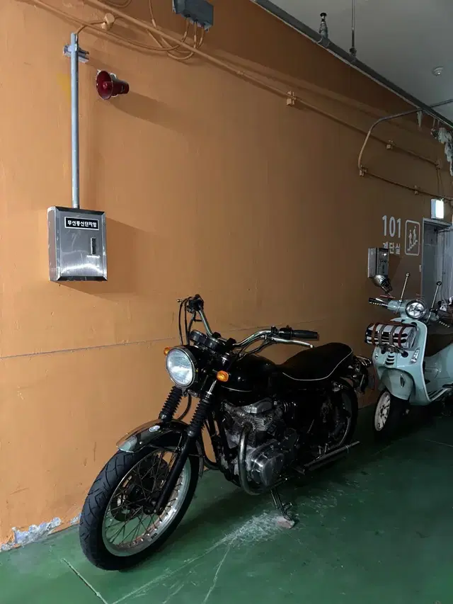 W650 판매