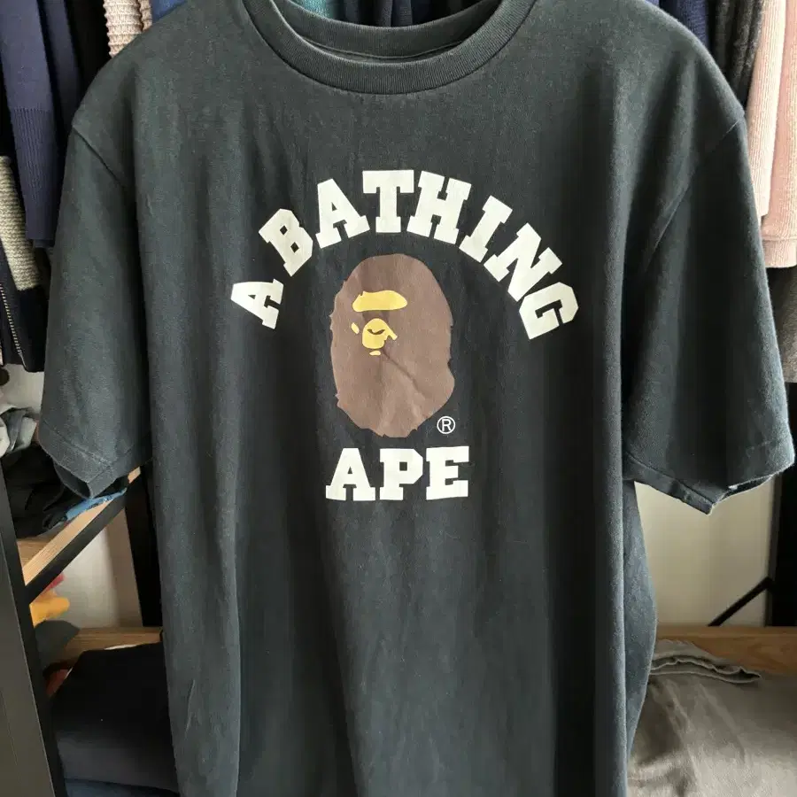 (가격내림) 베이프 BAPE 남성 반팔 M