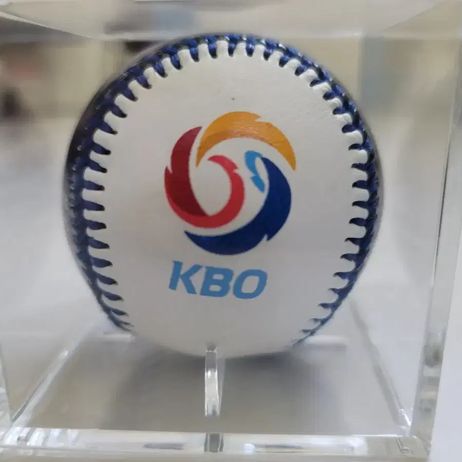 2015년 KBO 최초 10개구단 기념 야구공