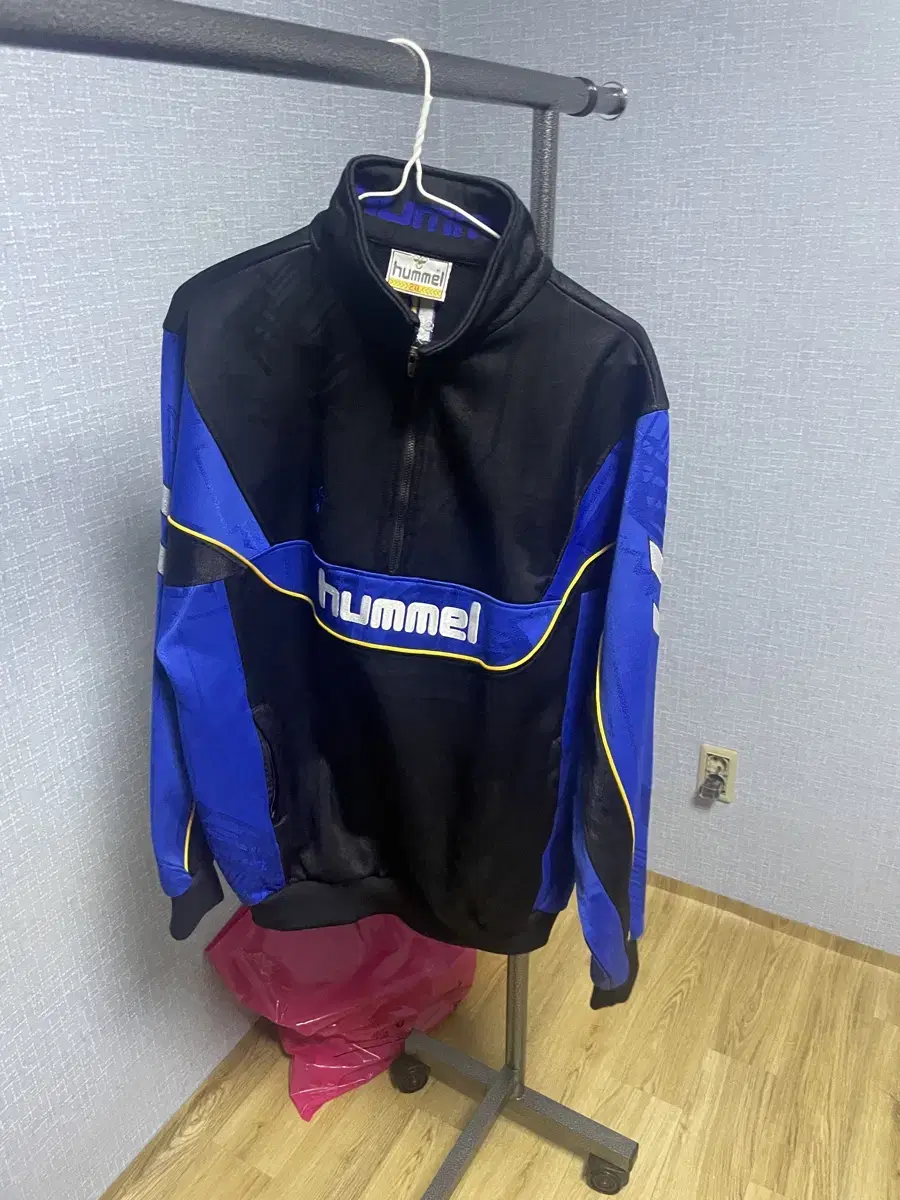 HUMMEL HUMMEL bloo Half zip up warm up man to man sell~.