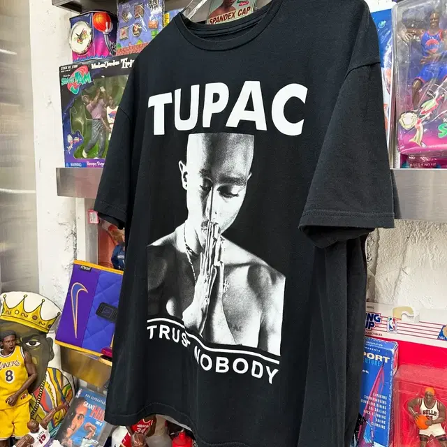 2PAC TRUST NOBODY TEE 투팍 티셔츠