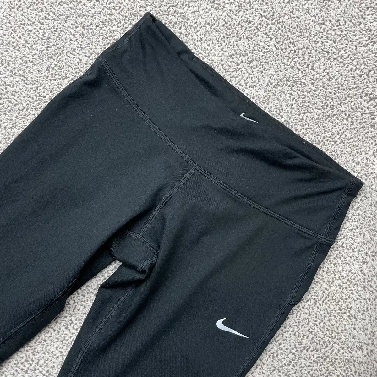 Nike DryFit Black Leggings S .240619