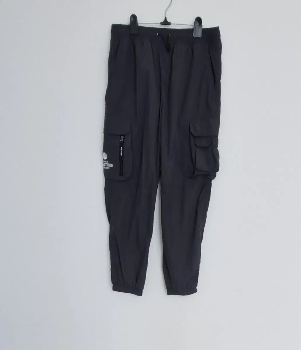 GOAL STUDIO Jogger Pants Public