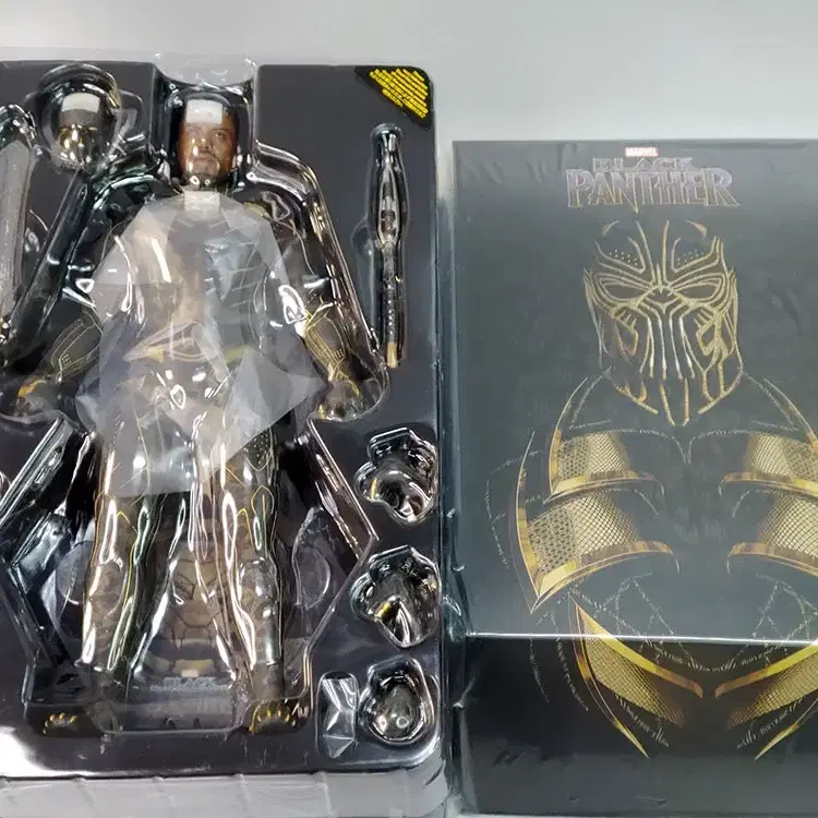 핫토이 MMS471 킬몽거 Hot Toys Erik Killmonger