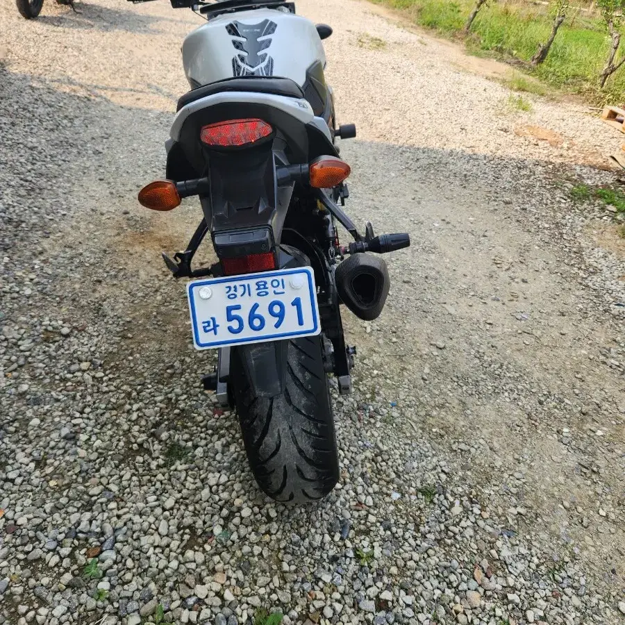 gsr750a