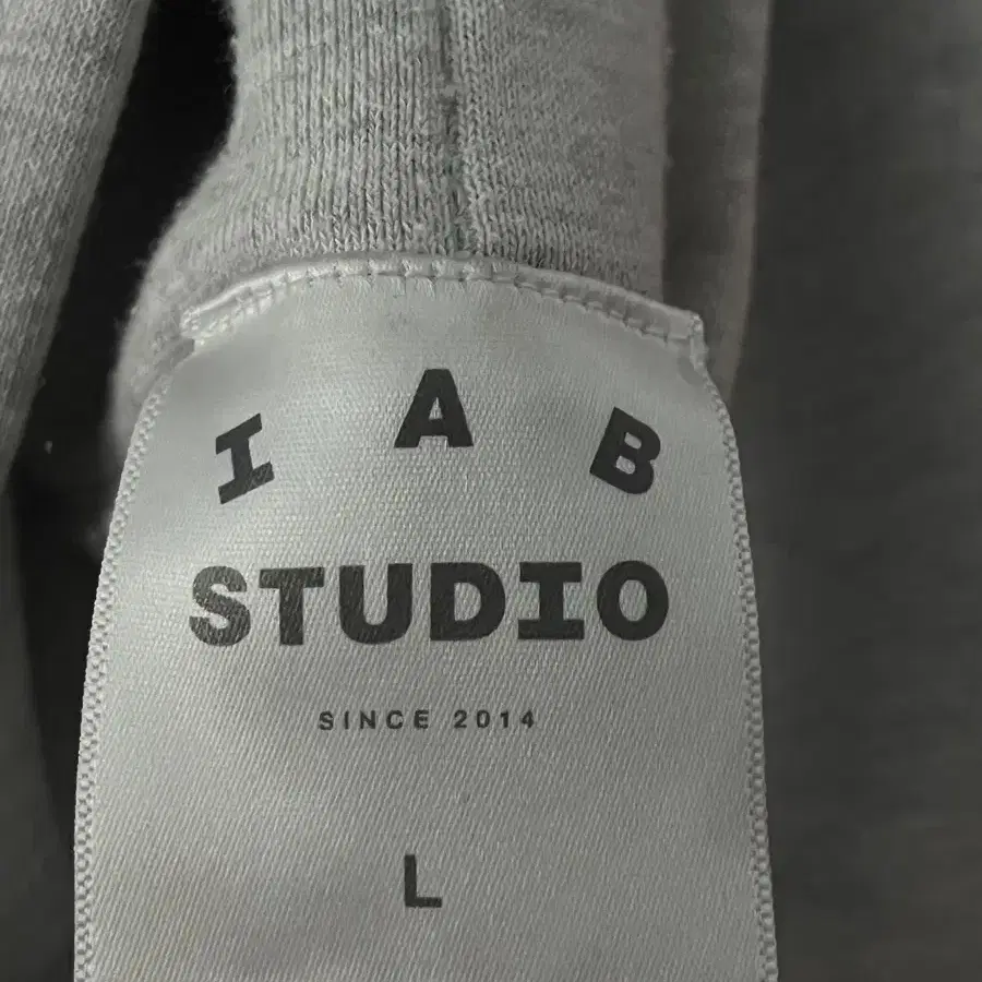 iab studio 기모후드