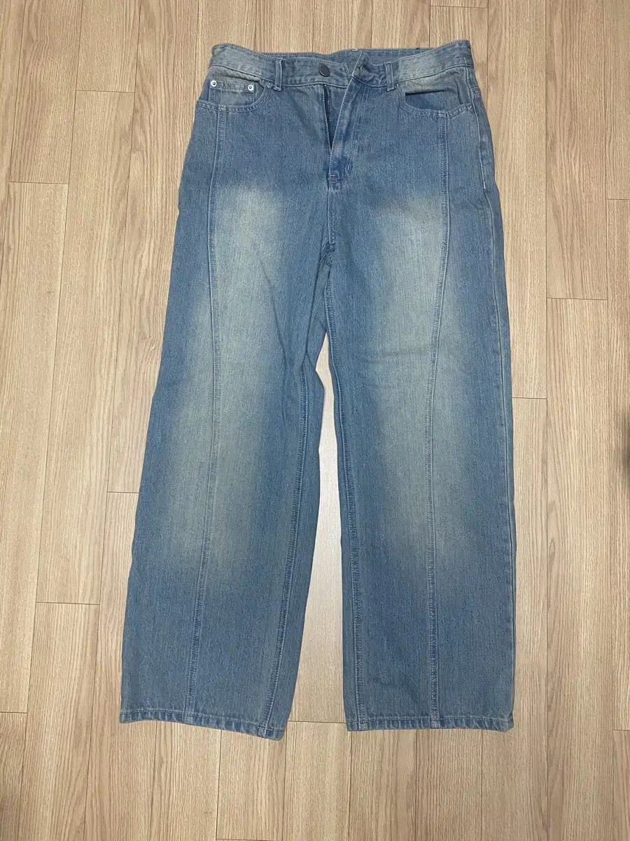 Wavy Curved Wide Denim Pants