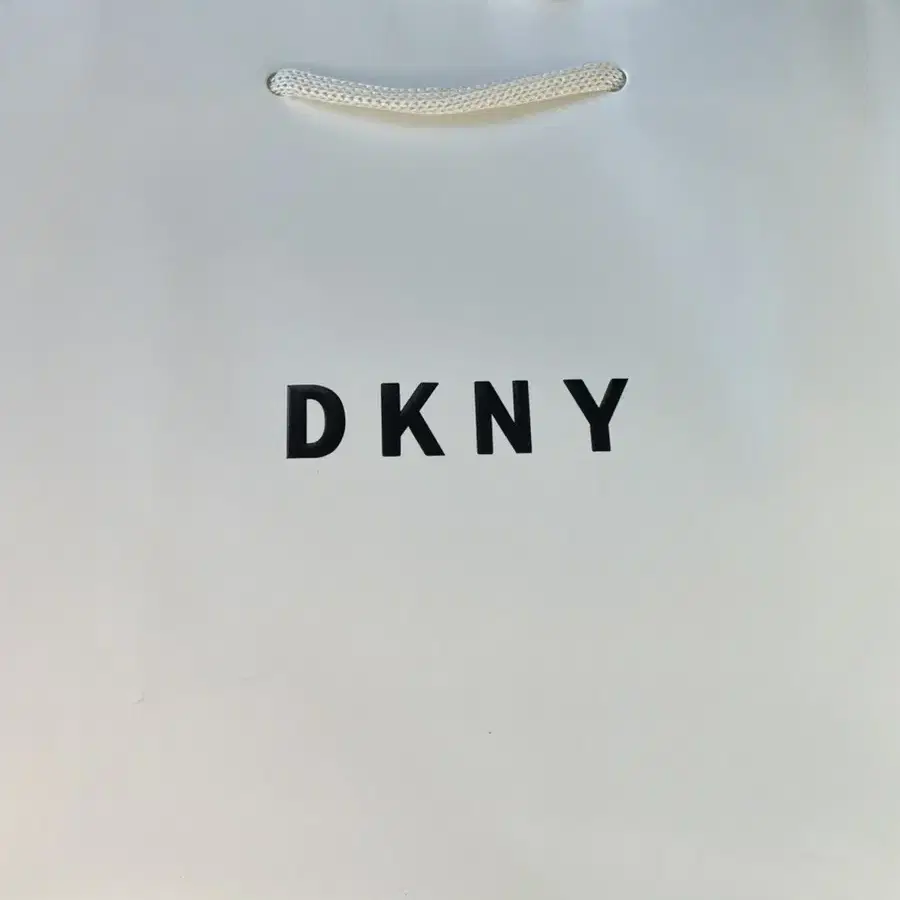 DKNY