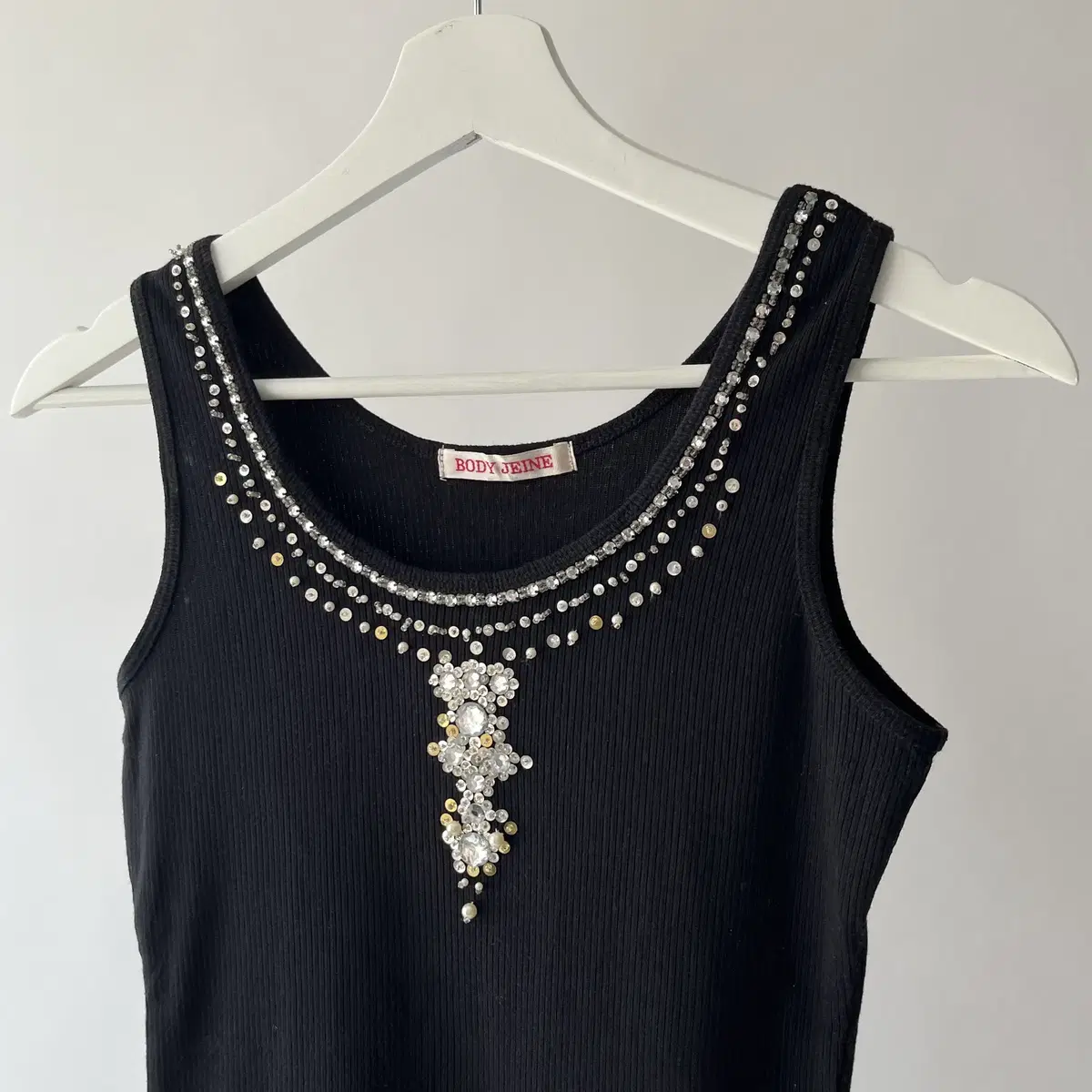 BODY JENIE beads tank top