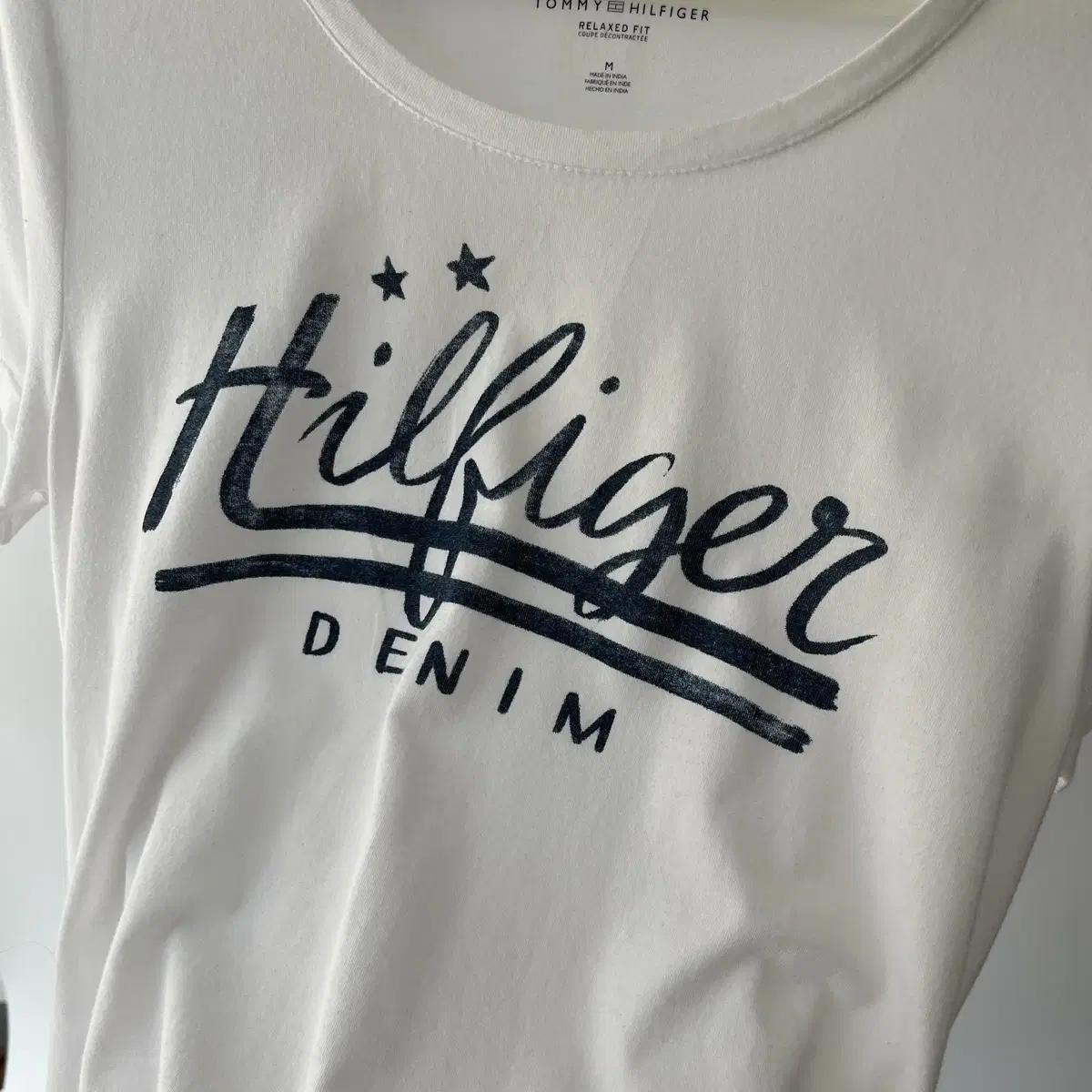 TOMMY HILFIGER denim logo T-shirt