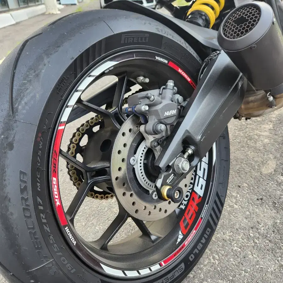 CBR650R 21년식 익실풀배기 소음기탈거 구변완 풀데칼