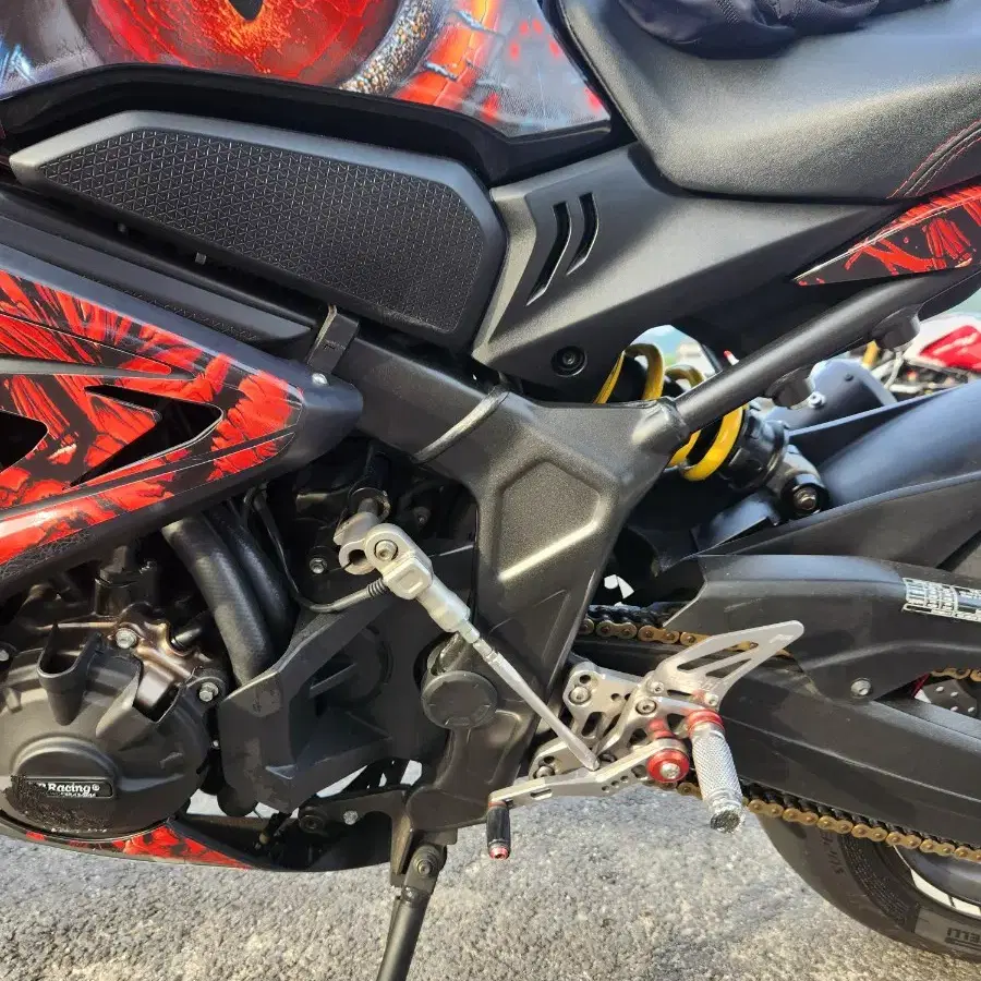 CBR650R 21년식 익실풀배기 소음기탈거 구변완 풀데칼