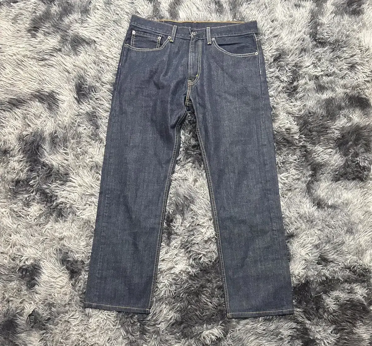 Levi's Black and Blue Pants