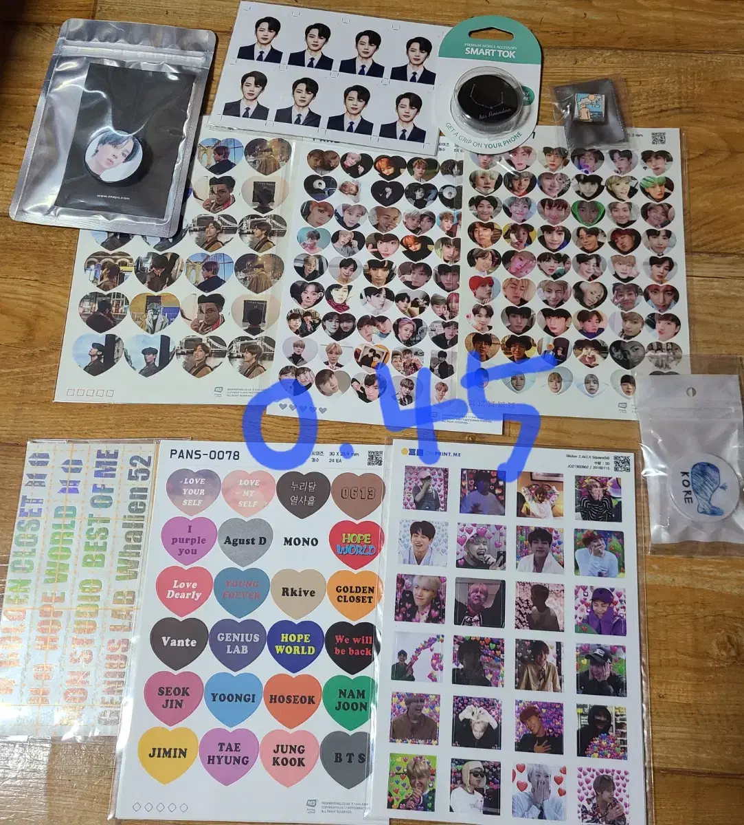 BTS bangtan unofficial goods keyring photocard jimin Taehyung jungkook Seokjin