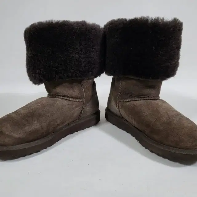 UGG 어그 오스트레일리아 브라운 부츠 250 s178