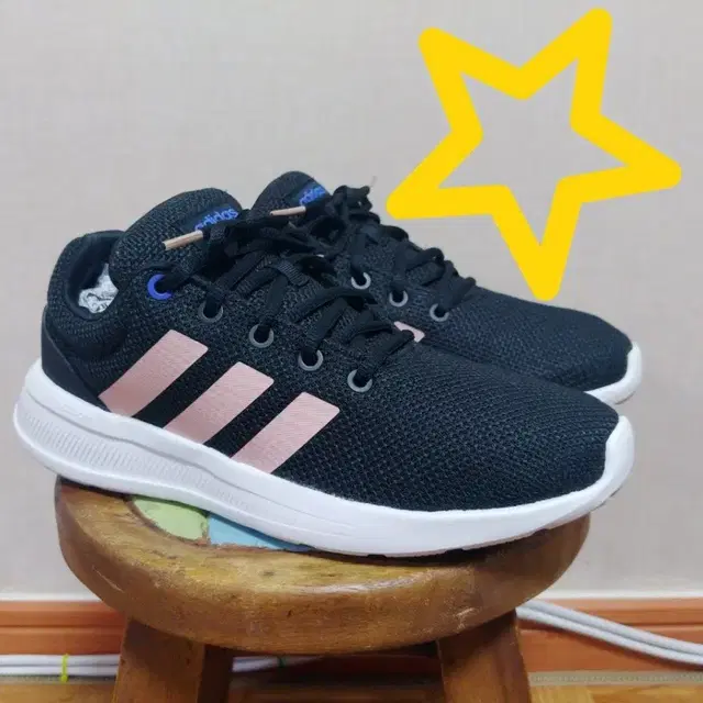 250 / ADIDAS (아디다스) 정품 여성 운동화 런닝화