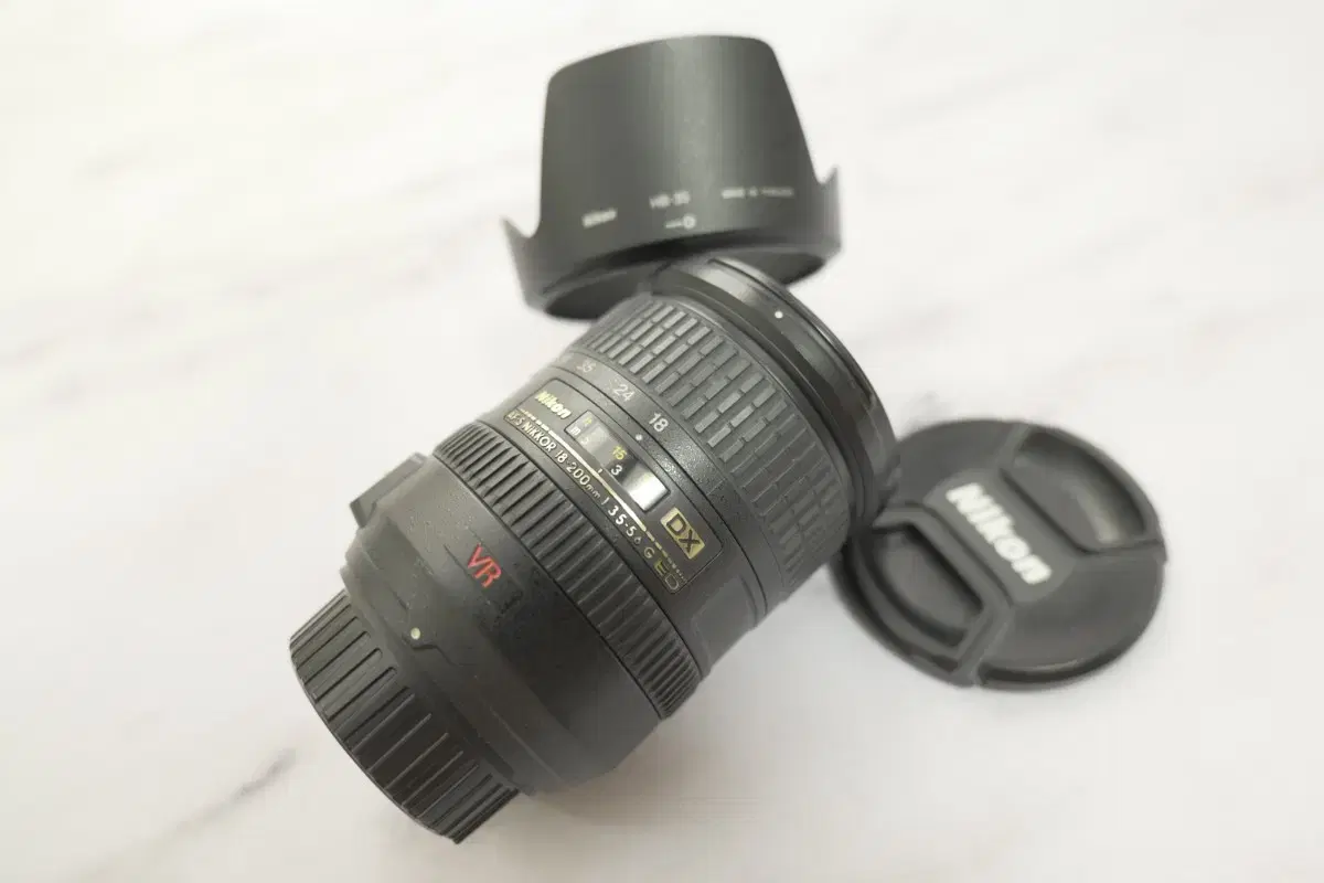 니콘 AF-S 18-200 F3.5-5.6G ED VR 손떨방 있는 렌즈