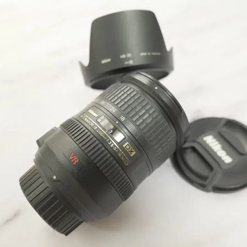 니콘 AF-S 18-200 F3.5-5.6G ED VR 손떨방 있는 렌즈