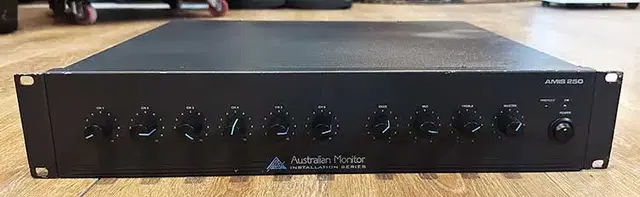 Autralian Monitor 6채널 앰프 AMIS250 (250W)