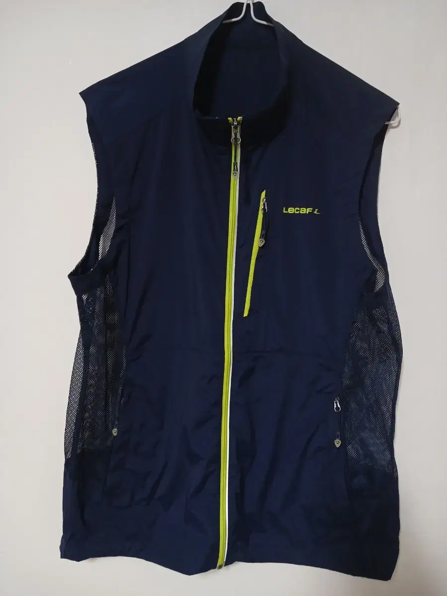 Le Carpe Men's Vest â'¬100