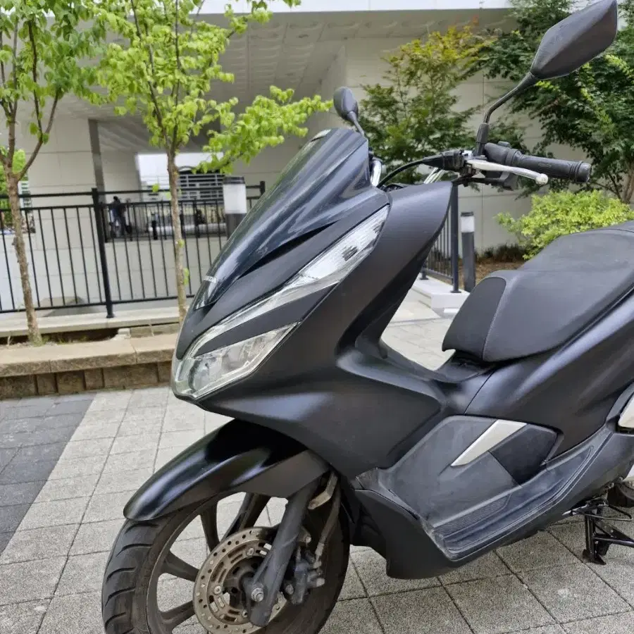 DB-047/ 혼다 / PCX /20년식/ 9.9만km /자체 할부 판매