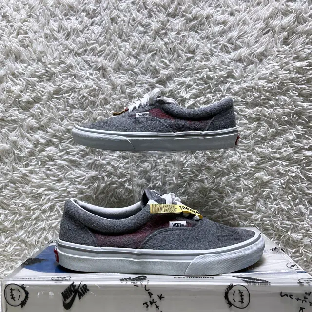 [260] VANS 반스 어센틱 스니커즈