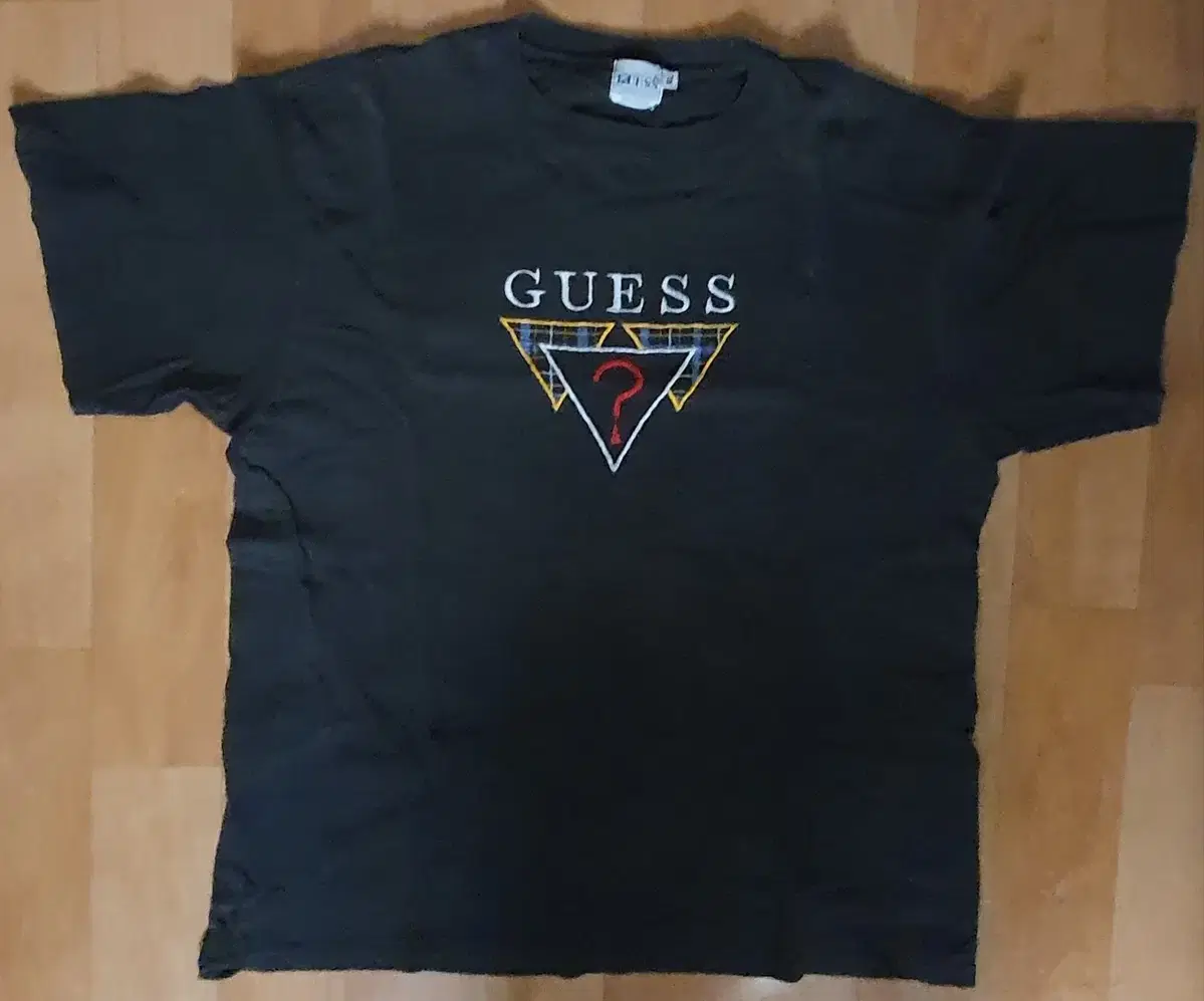 Sell 90s GUESS T-Shirts