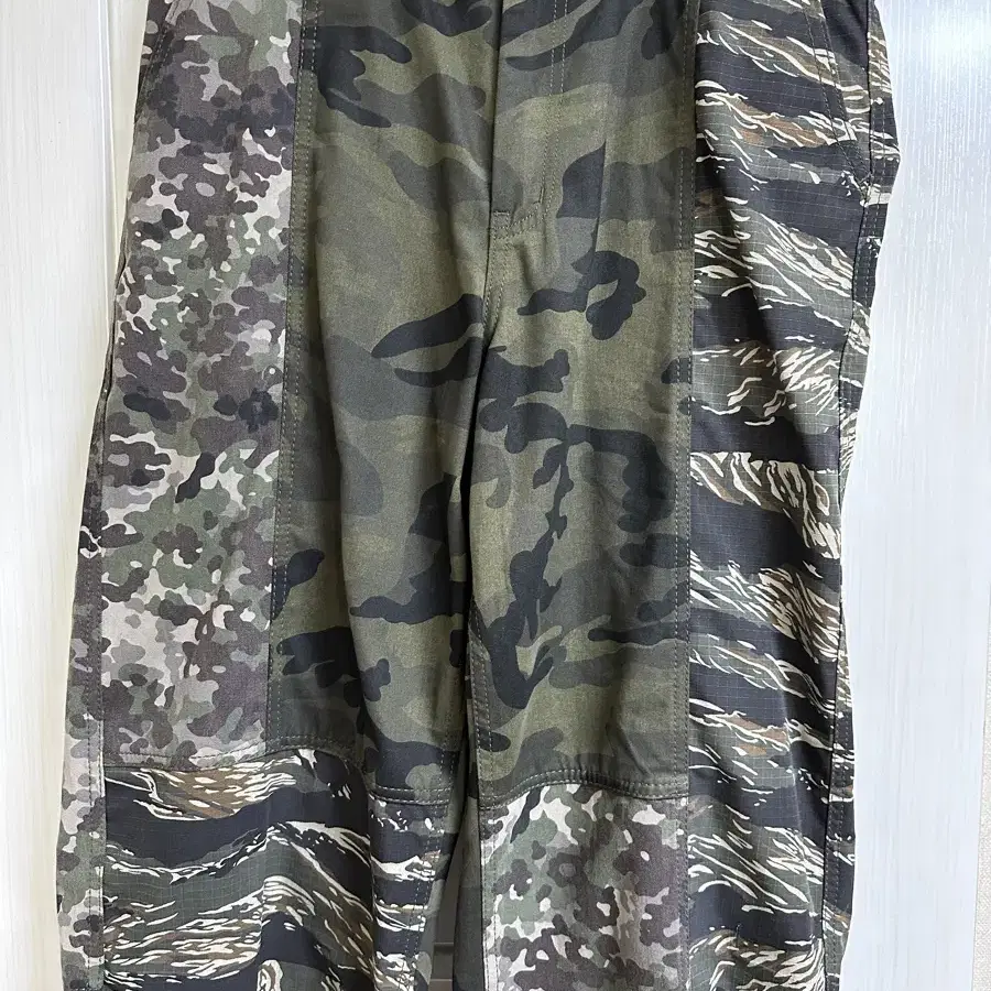 아조바이아조 Pattern Mixed Pants [KHAKI] [XL]