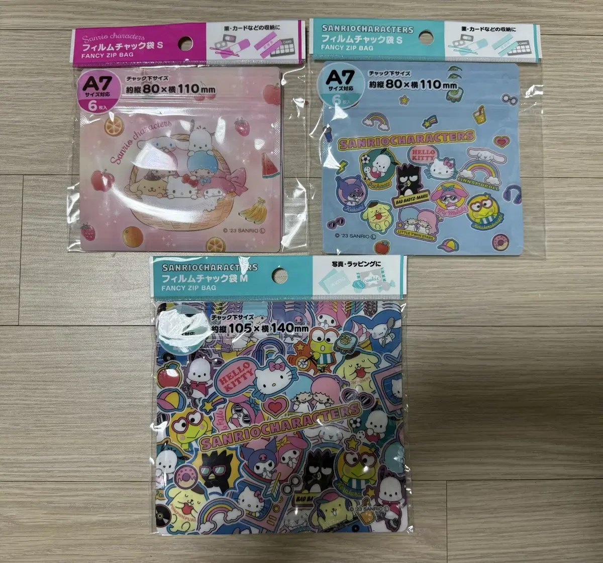 Japan Daiso Sanrio Zipper Bag