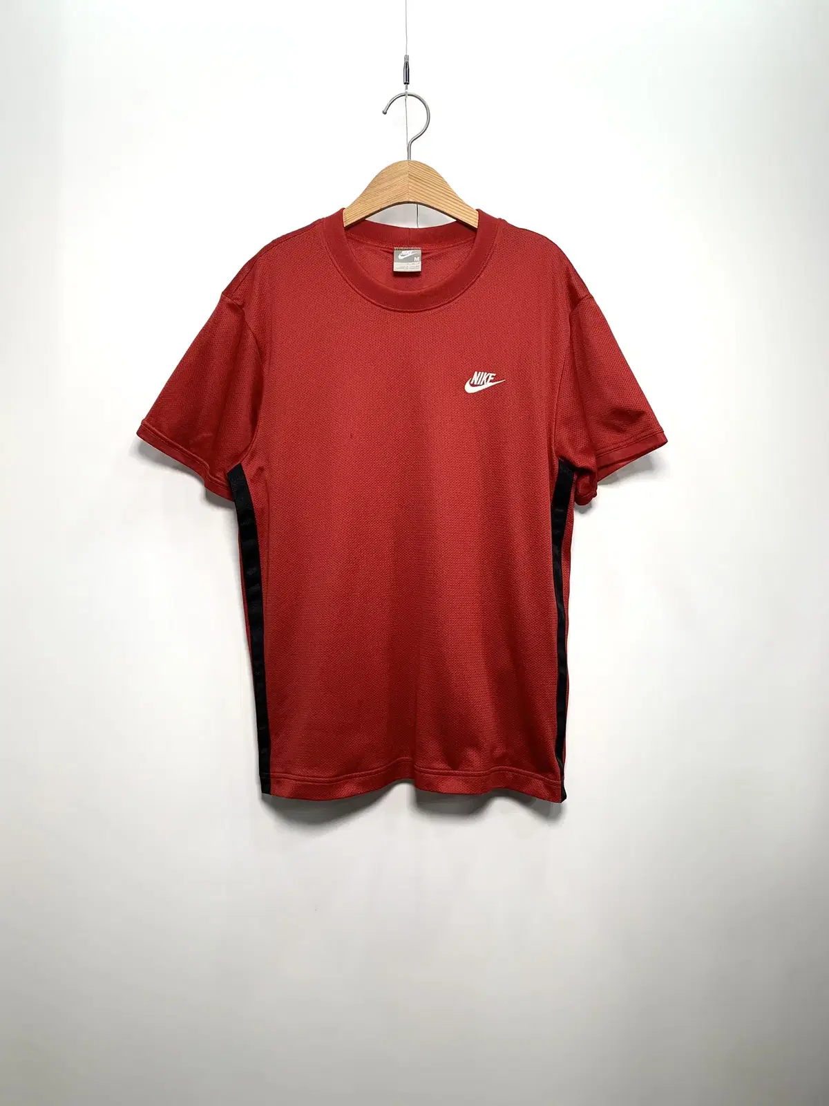 Nike Red Black Mesh Vahn Tee